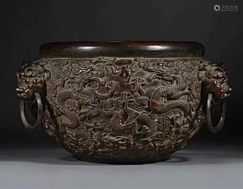 Red copper dragon pattern vat of Ming Dynasty