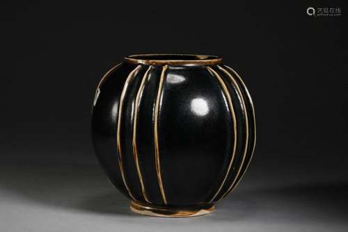 black melon jar