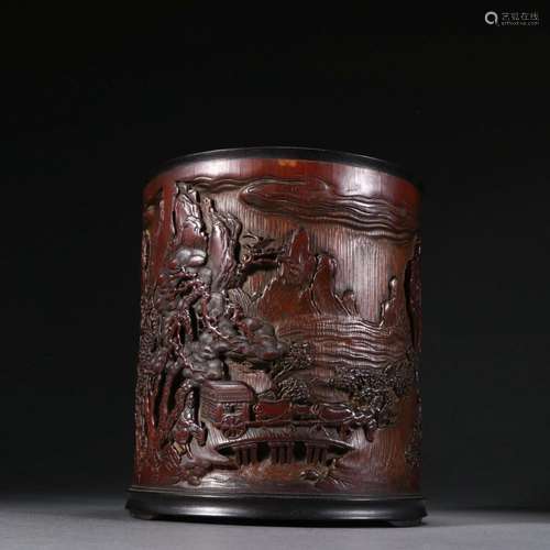 Bamboo carving mountain jutu pen holder in Qing Dynasty