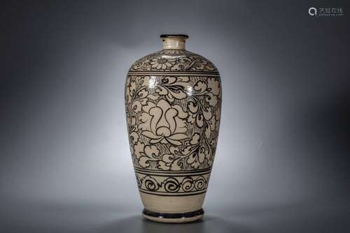 Plum vase of Cizhou kiln