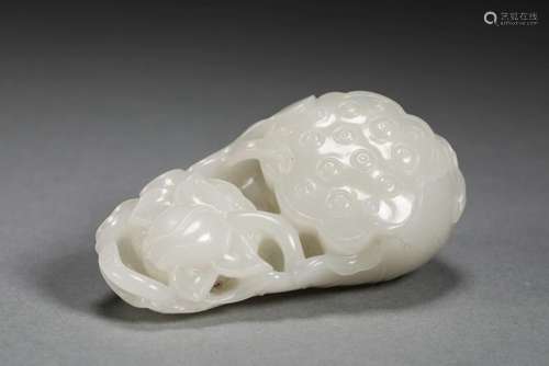 Lotus root Pendant of Hotan jade in Qing Dynasty