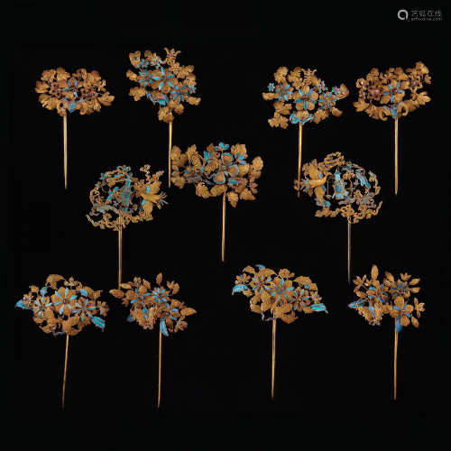 A GROUP OF CHINESE QING DYNASTY COURT SILVER GILT FILIGREE G...