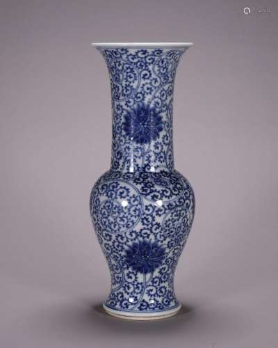 CHINESE PORCELAIN BLUE AND WHITE FLOWER GU VASE