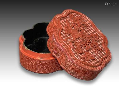 AN EXCEPTIONAL CHINESE CINNABAR LACQUER QUATRELOBED BOX, QIA...