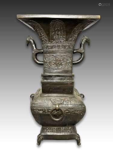 A MONUMENTAL CHINESE ARCHAIC SHAPE BRONZE TEMPLE VASE, MING ...