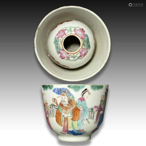 A FINE CHINESE FAMILLE ROSE FIGURAL TRICK CUP, JIAQING PERIO...