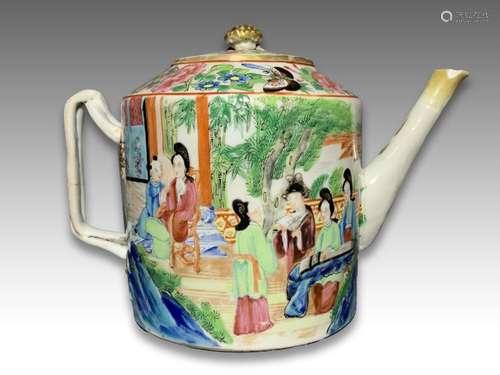 A CHINESE FAMILLE ROSE TEAPOT, QING DYNASTY (1644-1911)