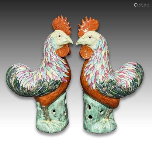 A PAIR OF CHINESE FAMILLE ROSE ROOSTERS QIANLONG PERIOD (173...