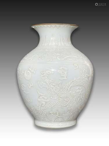 A CHINESE WHITE GROUND DRAGON ENAMELLED VASE, DAOGUANG MARK ...