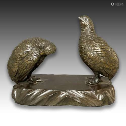 A JAPANESE BRONZE GROUP OF TWO SEATED QUAILS, MEIJI PERIOD, ...