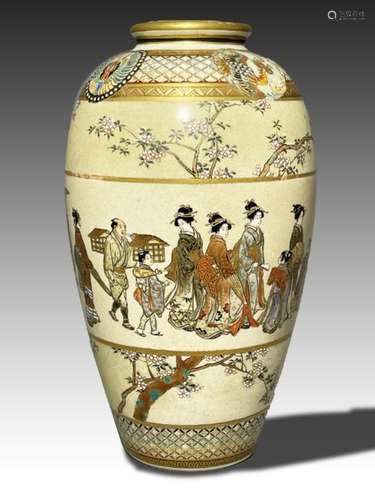 A JAPANESE SATSUMA VASE SIGNED KINKOZAN, MEIJI PERIOD, 19TH ...