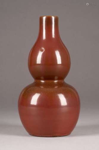 红釉葫芦瓶