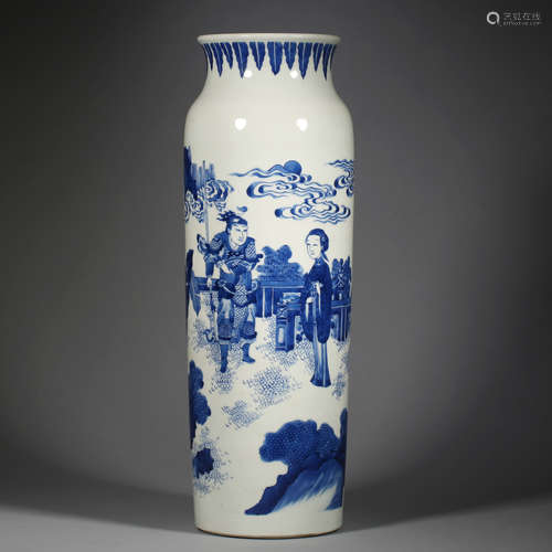 CHINESE BLUE AND WHITE PORCELAIN VASE FROM MING DYNASTY