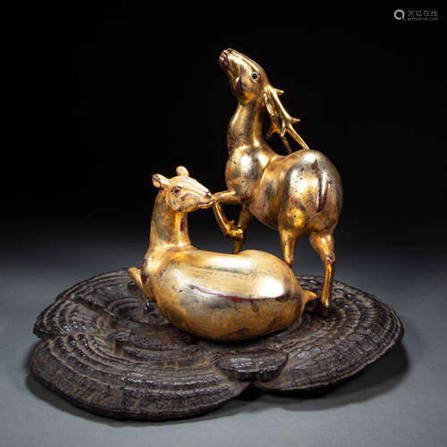 A PAIR OF CHINESE WOOD CARVING LACQUER GOLD DEER QING DYNAST...