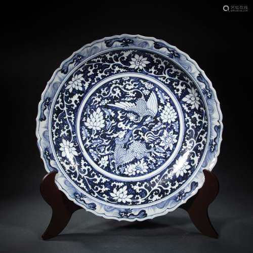 CHINESE BLUE AND WHITE PORCELAIN PLATE YUAN DYNASTY