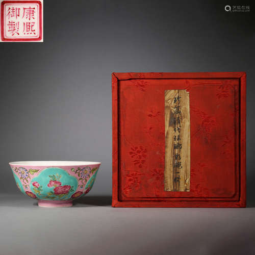 CHINESE COLORFUL PORCELAIN BOWL FROM THE QING DYNASTY