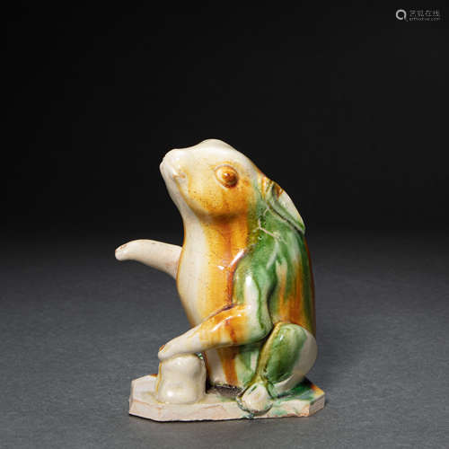 CHINESE TRICOLOR RABBIT IN TANG DYNASTY