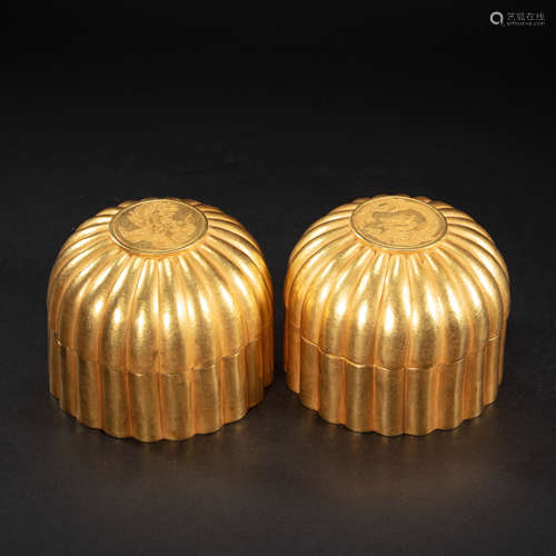 A PAIR OF CHINESE PURE GOLD DRAGON AND PHOENIX LID BOXES FRO...