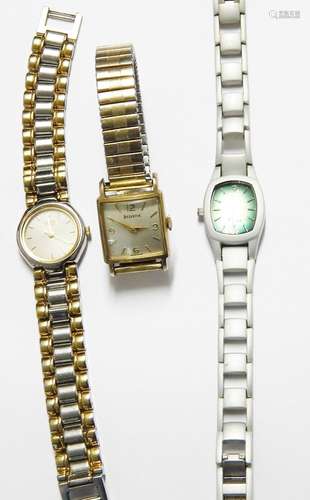 Convolute 3 ladies wristwatches, among others brand Fossil, ...