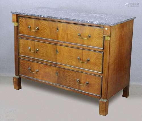 3-bay Empire chest of drawers with half columns and cissored...