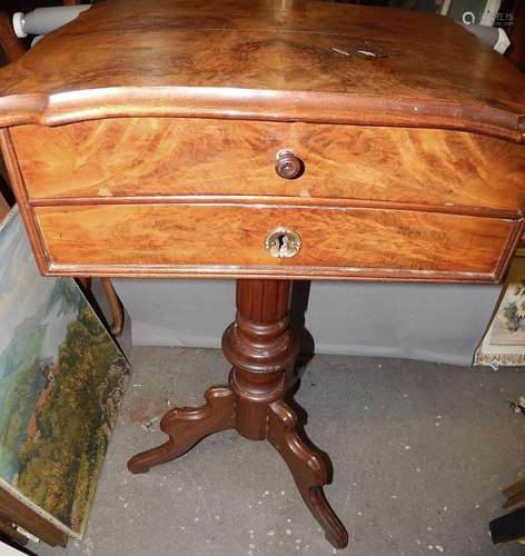 Sewing table,mahogany,around 1900,dimensions ca.46x38x76cm(W...