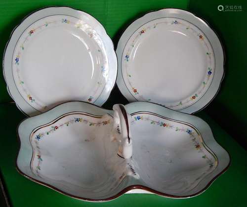 Handle bowl and 2 cake plates