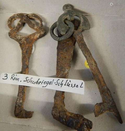 Convolute 3 Roman Drawbar Keys