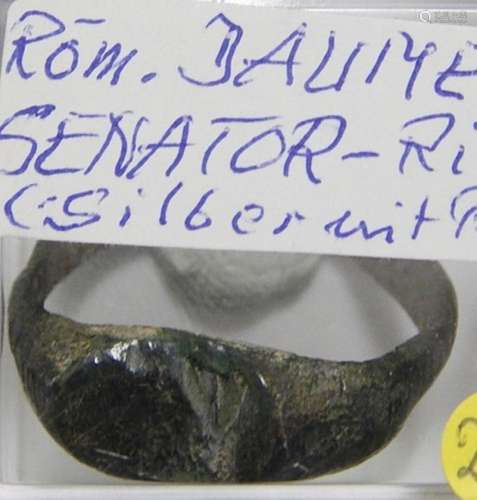 Roman thumb senator ring