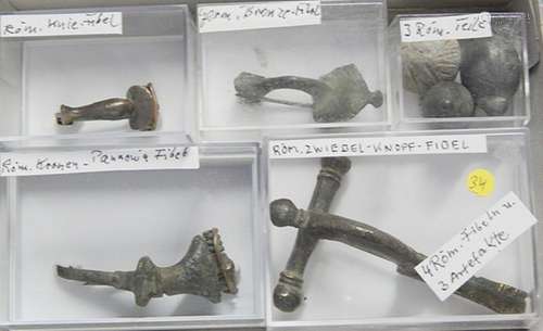 Mixed lot 4 roman fibulae and 3 artifacts