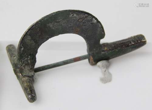 Roman crossbow brooch