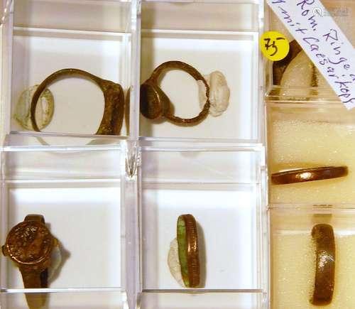 Mixed lot 7 Roman rings,