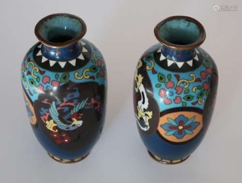 Paar kleine Vasen, Cloison