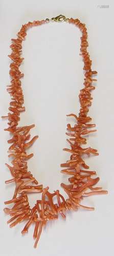 Necklace with bar coral, l