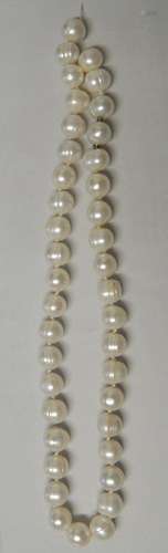 Pearl necklace without cla