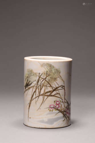 Light-Reddish-Purple Brush Pot