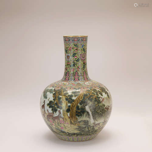 A famille-rose 'deers' globular vase