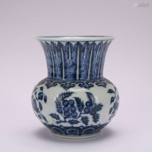 A blue and white Zhadou