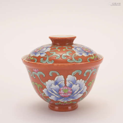 A red-ground Wu cai 'floral' tea-cup