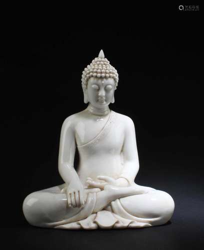 CHINESE BLANC DE CHINE BUDDHA STATUE