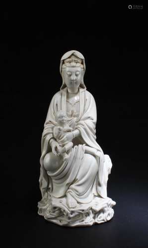 CHINESE BLANC DE CHINE SEATED GUANYIN STATUE