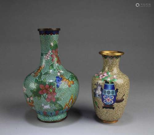 TWO PIECES OF ANTIQUE CLOISONNE VASES