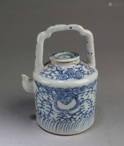 ANTIQUE BLUE & WHITE TEAPOT