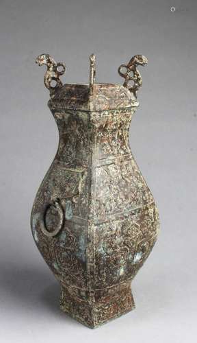 CHINESE BRONZE VASE