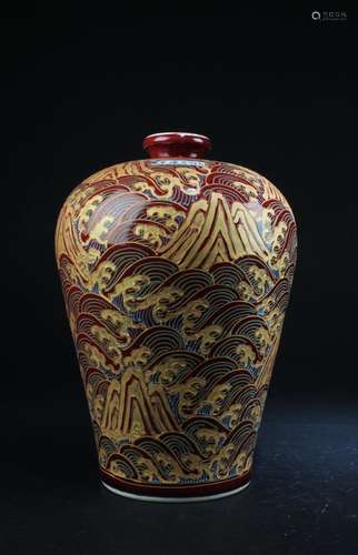 CHINESE PORCELAIN MEIPING VASE