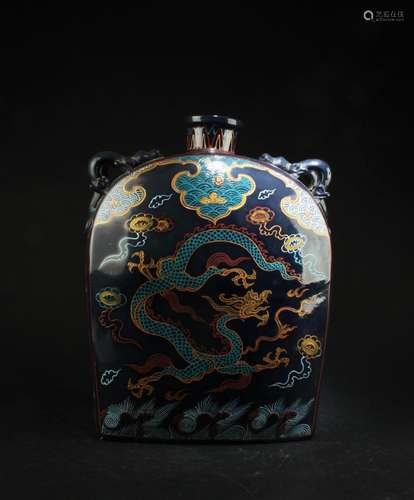 CHINESE PORCELAIN FLASK