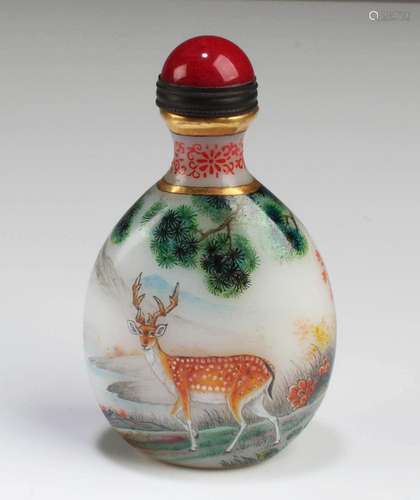 CHINESE PEKING GLASS SNUFF BOTTLE