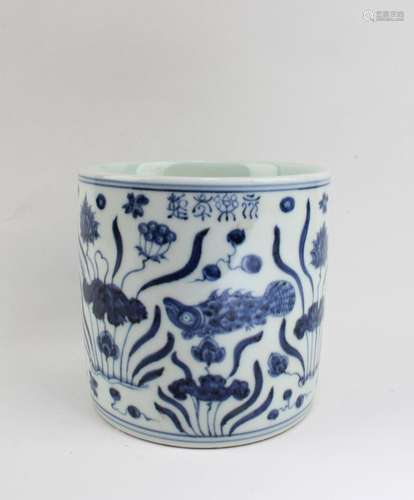 CHINESE BLUE & WHITE BRUSHPOT