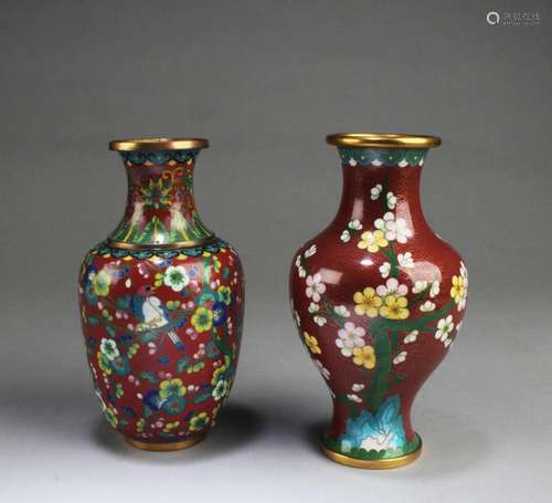 TWO PIECES OF CLOISONNE VASES