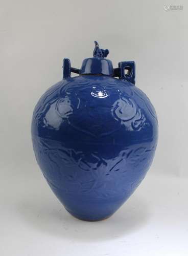 CHINESE PORCELAIN JAR