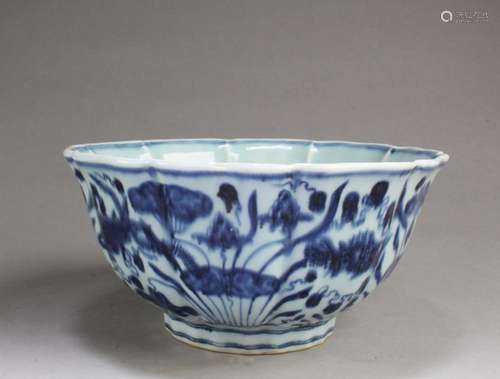 CHINESE BLUE & WHITE PORCELAIN BOWL